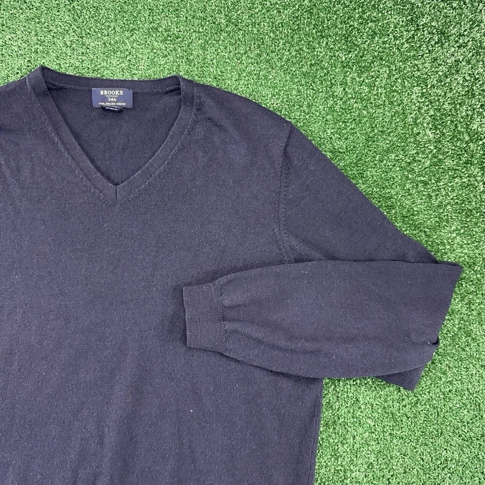 VTG Brooks Brothers Sweater Mens Large Blue 346 Fine Italian Merino Wool V-Neck